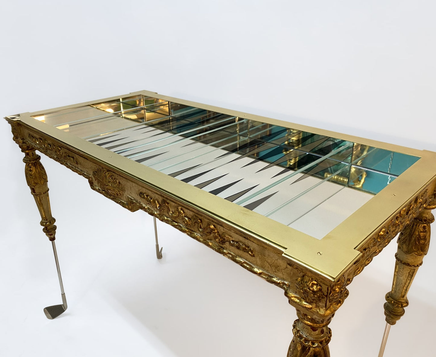 BACKGAMMON