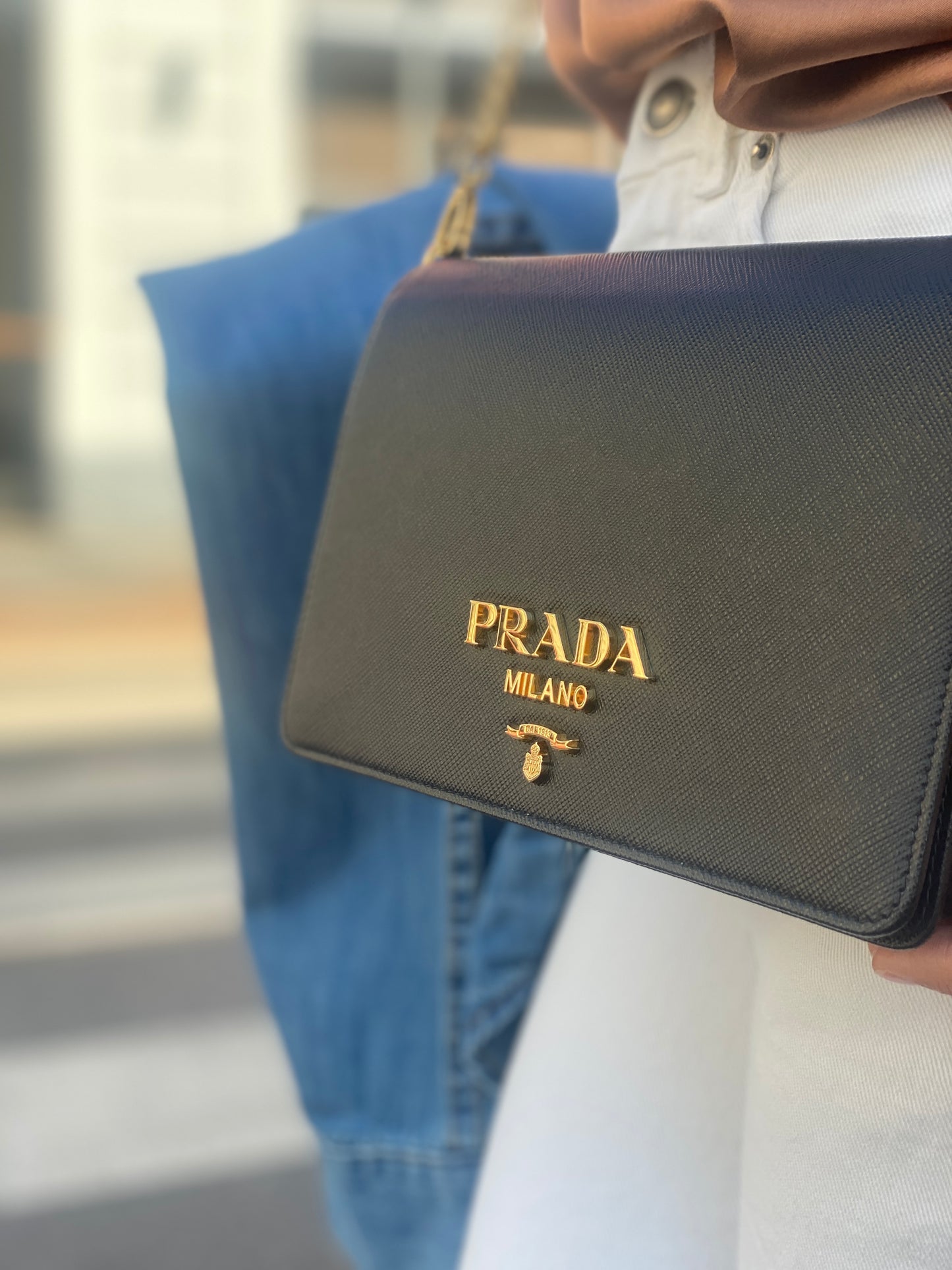 BORSA PRADA A TRACOLLA NERA