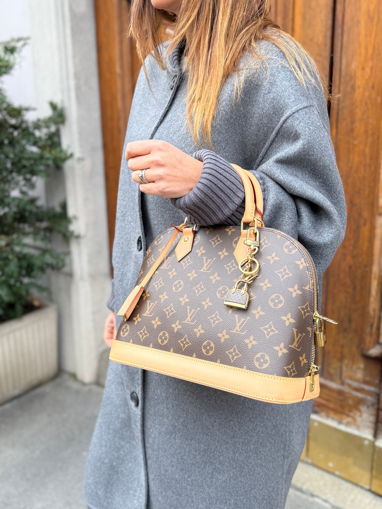 Borsa Louis Vuitton “Alma” MM