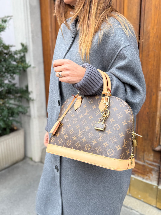 Borsa Louis Vuitton “Alma” MM