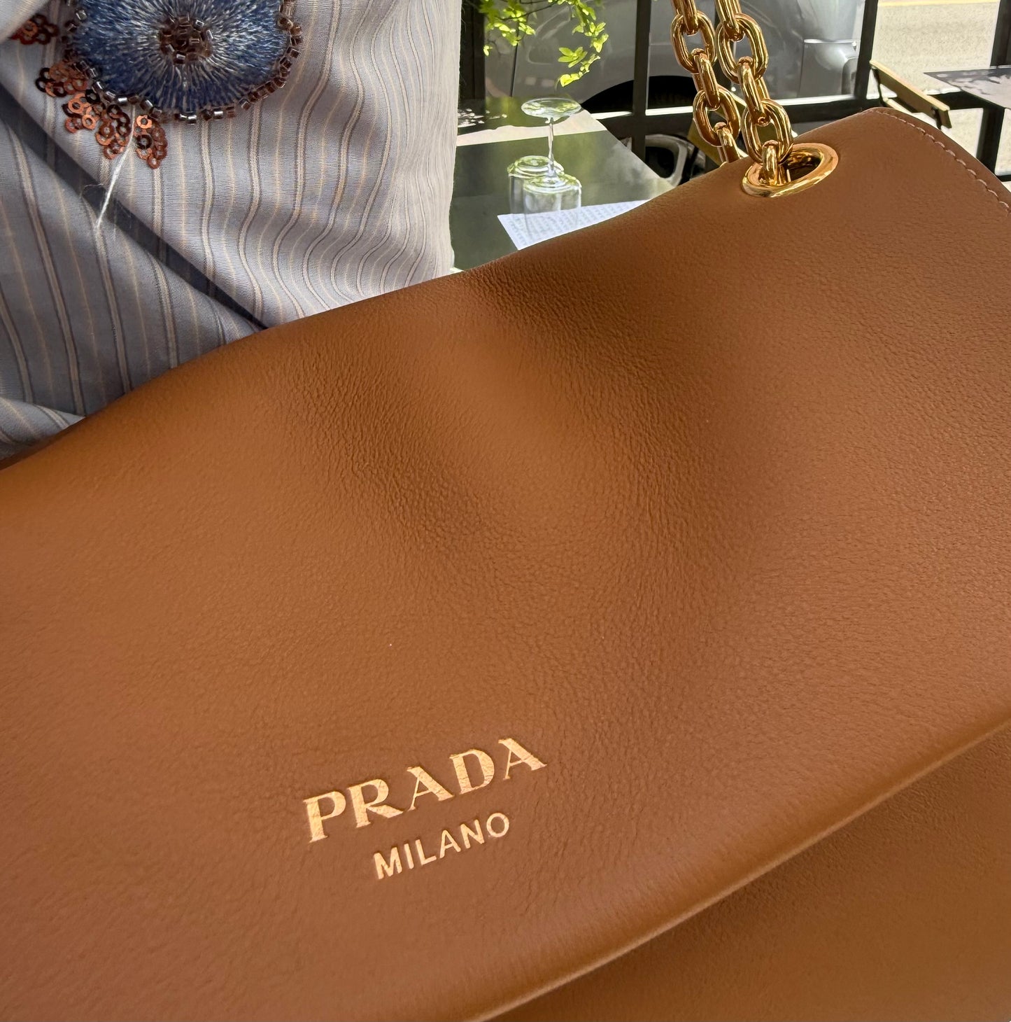 Prada borsa a spalla medium in pelle